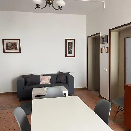 Neli A San Zeno Apartment